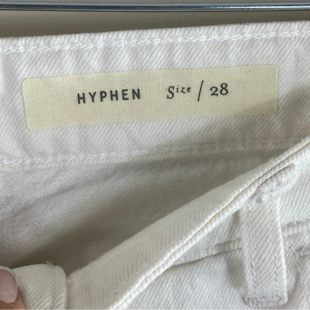 Pilcro White Cropped Raw Hem HYPHEN Distressed Jeans Mid-Rise Boho‎ Denim Sz 28